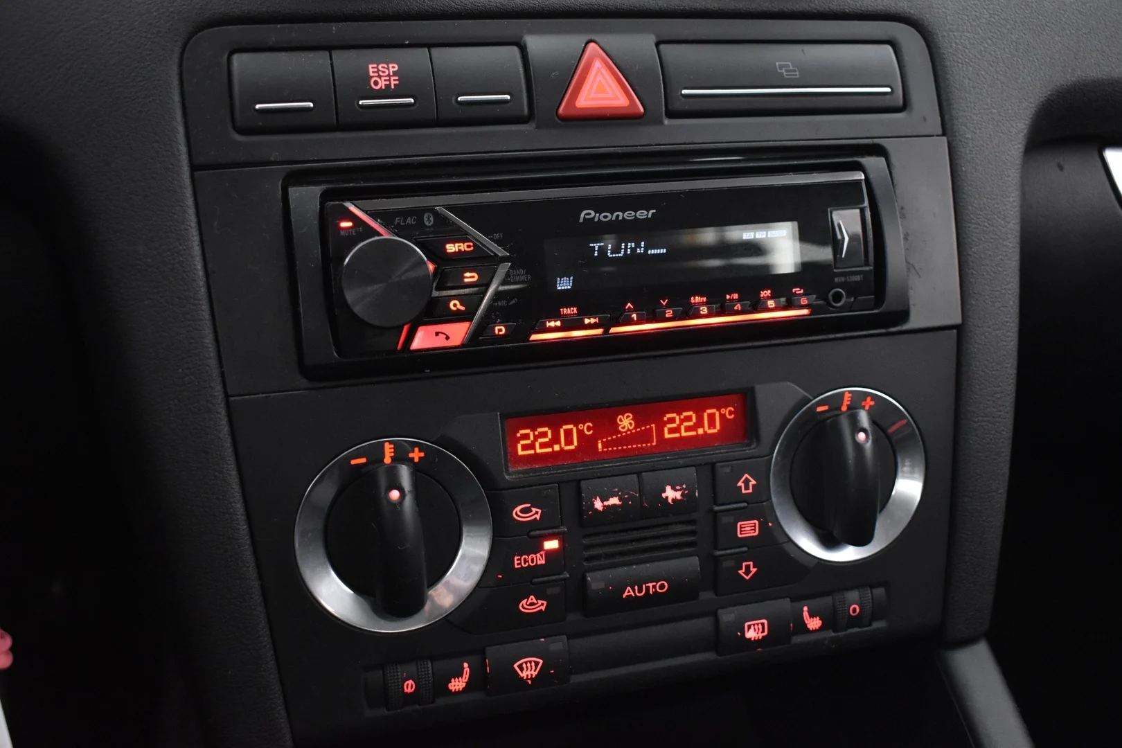 Car Image - 5Hf5pOLQqSaLaQ2bY3zRnm
