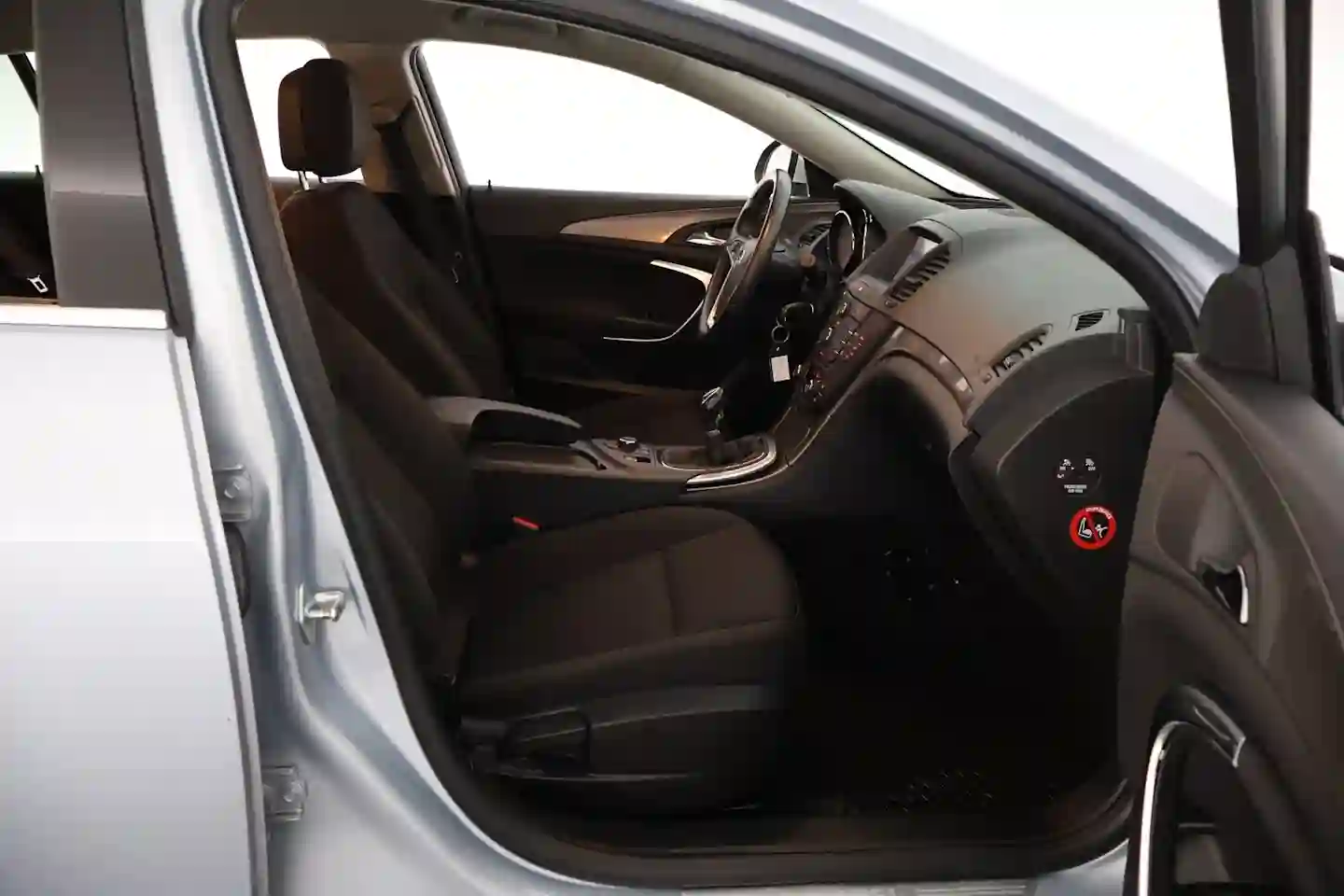 Car Image - 7IXqRMbNkhkAX6j4UNA93k