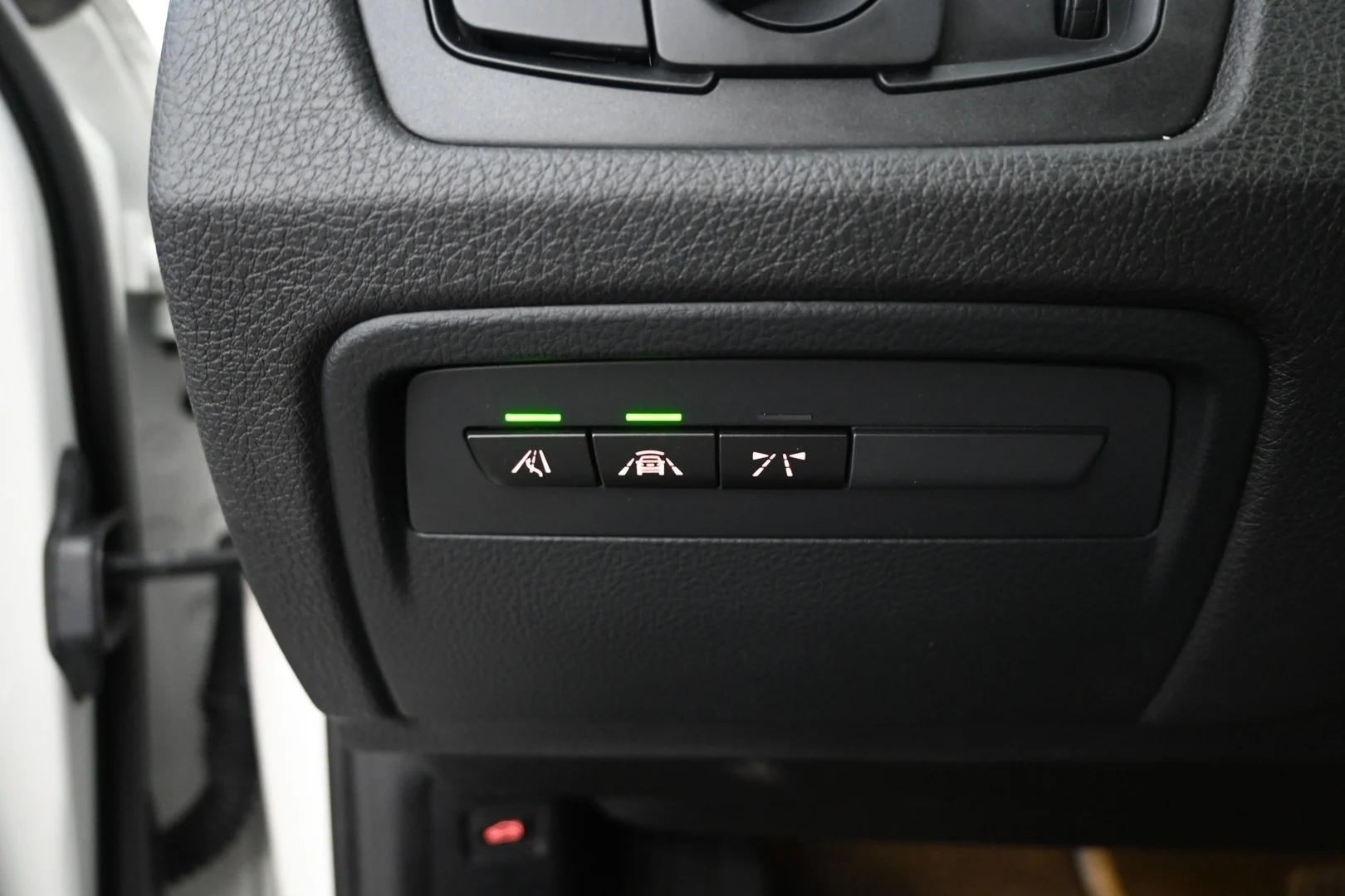 Car Image - tOxEis1w81TwUUeUOVkh5