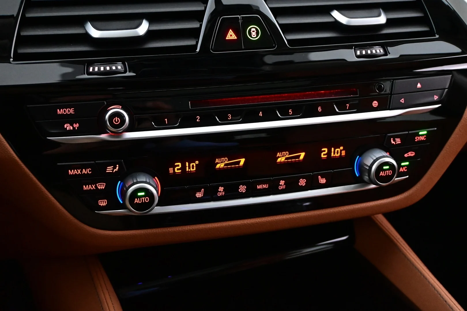 Car Image - 211a8E1UZnZw9jKzqC2p2h