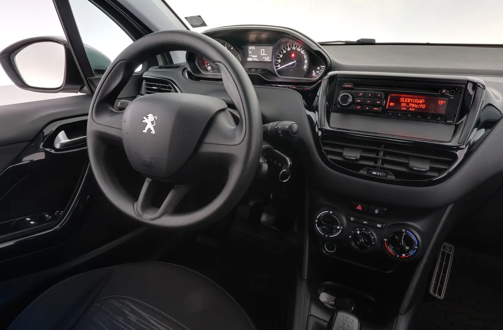 Car Image - 44NzPA0D3QfiutMr488Aqd