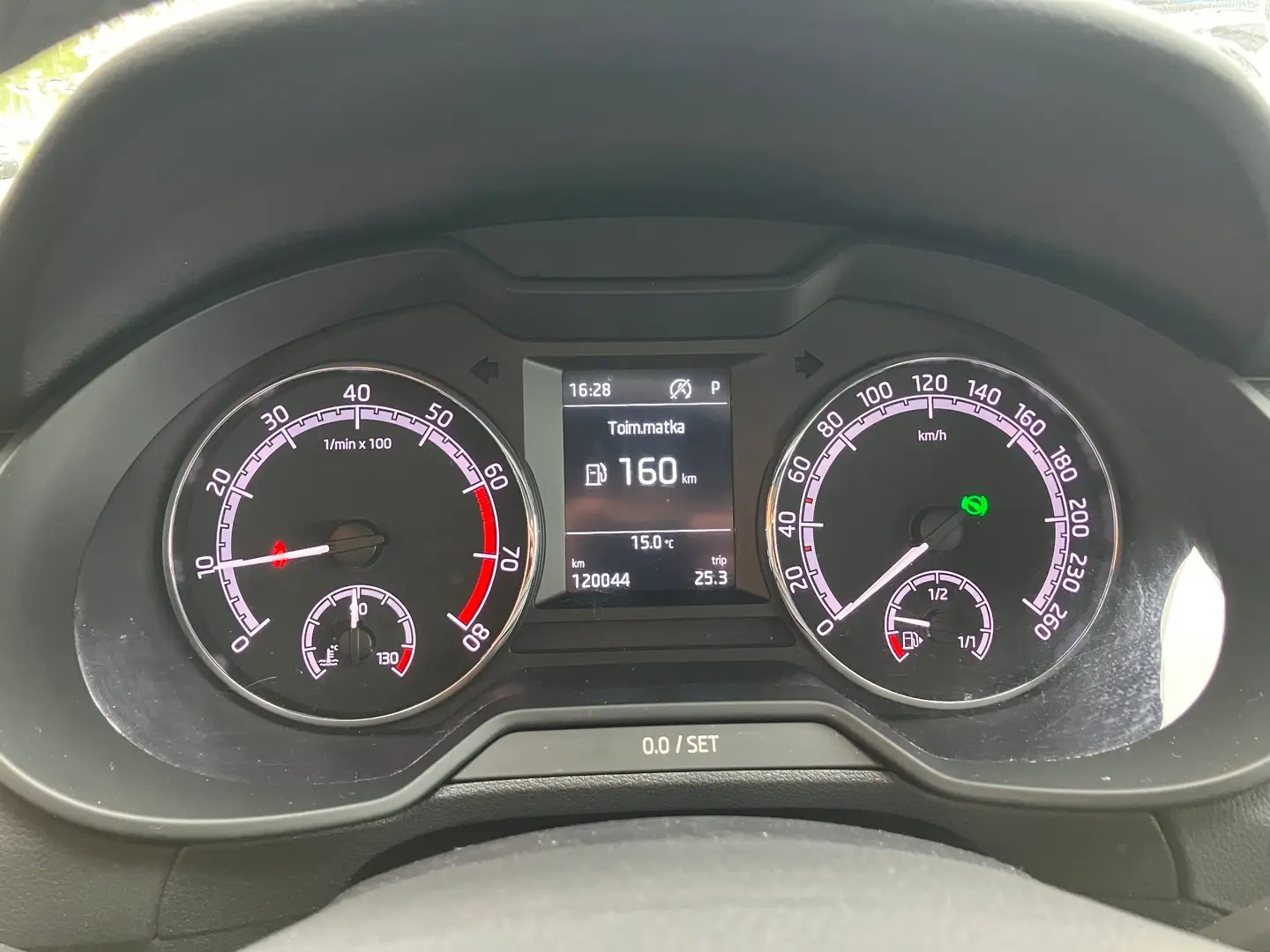 Car Image - 4IYAlPh2Bmz0a6QzDiIAz1