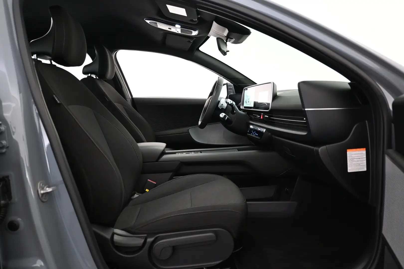 Car Image - 3k1Ah2mHWZUbfJujXTAnhG
