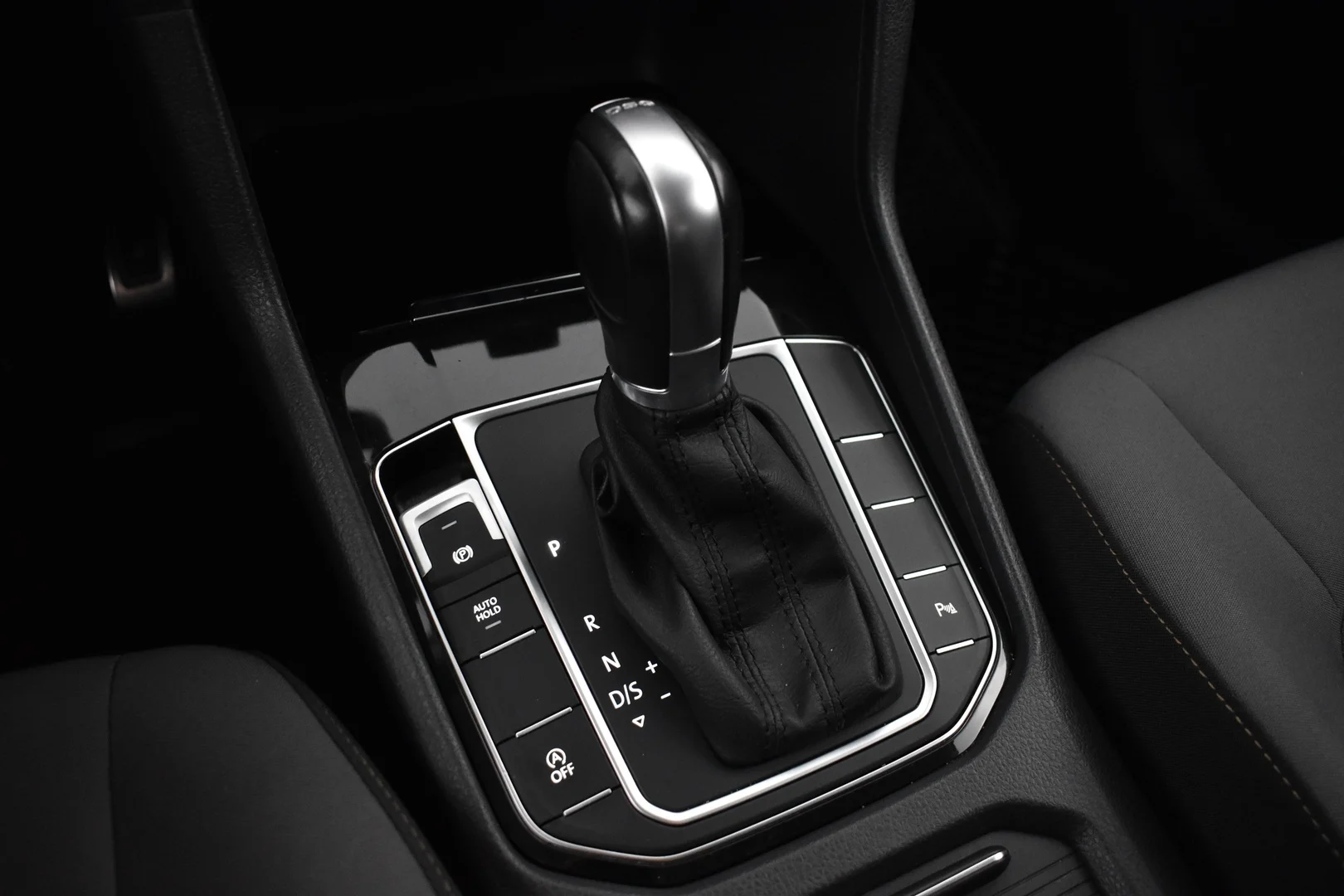 Car Image - 5g9uiF9lJPFqLoWO1YFrBs