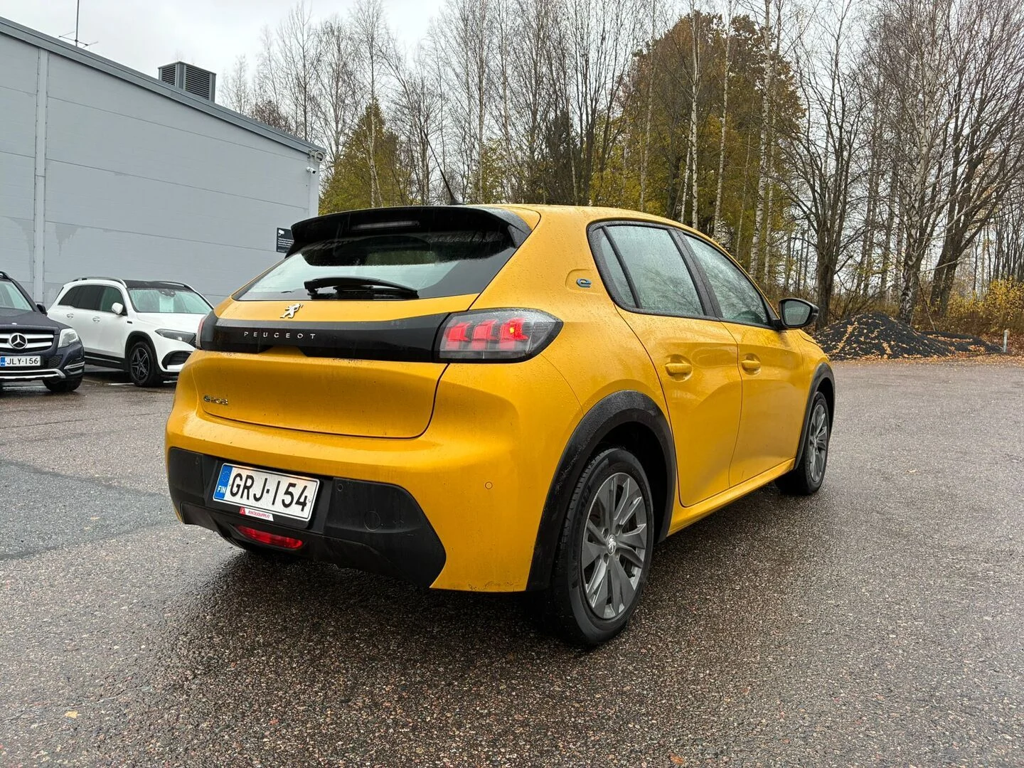 Car Image - dihMGGgrpfGvel1vbVQPd