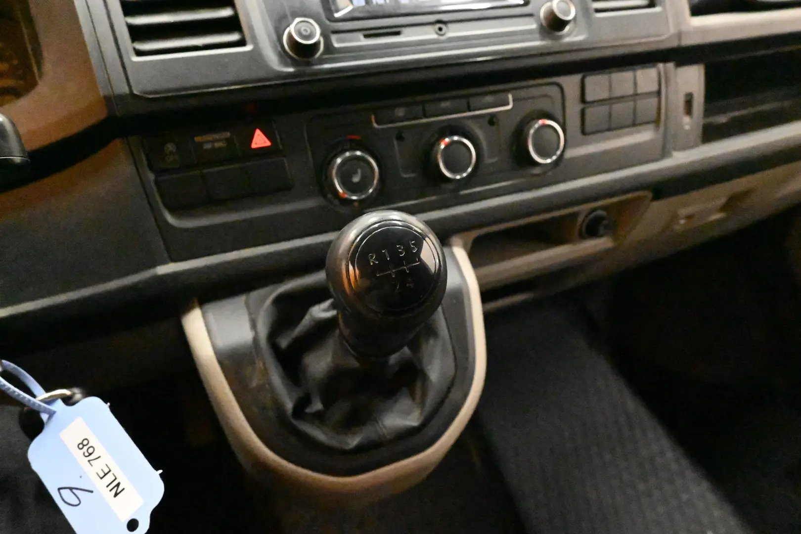 Car Image - 5Zf8FEIt1zA1CbnQMBqY06