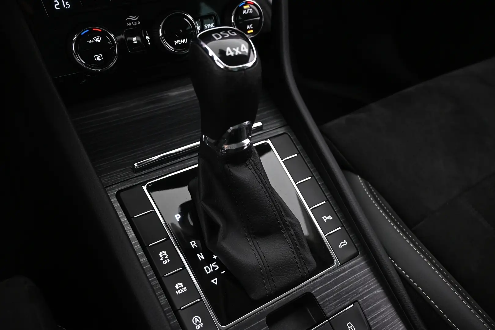 Car Image - 2TzoDDepdSEvhNu4G6Zbce