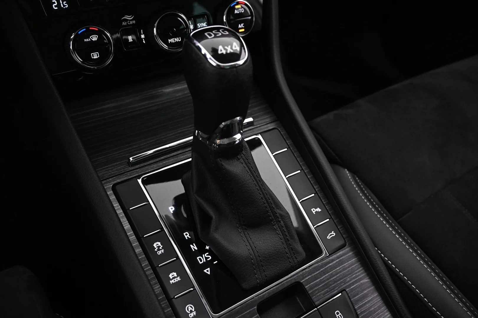 Car Image - 2TzoDDepdSEvhNu4G6Zbce