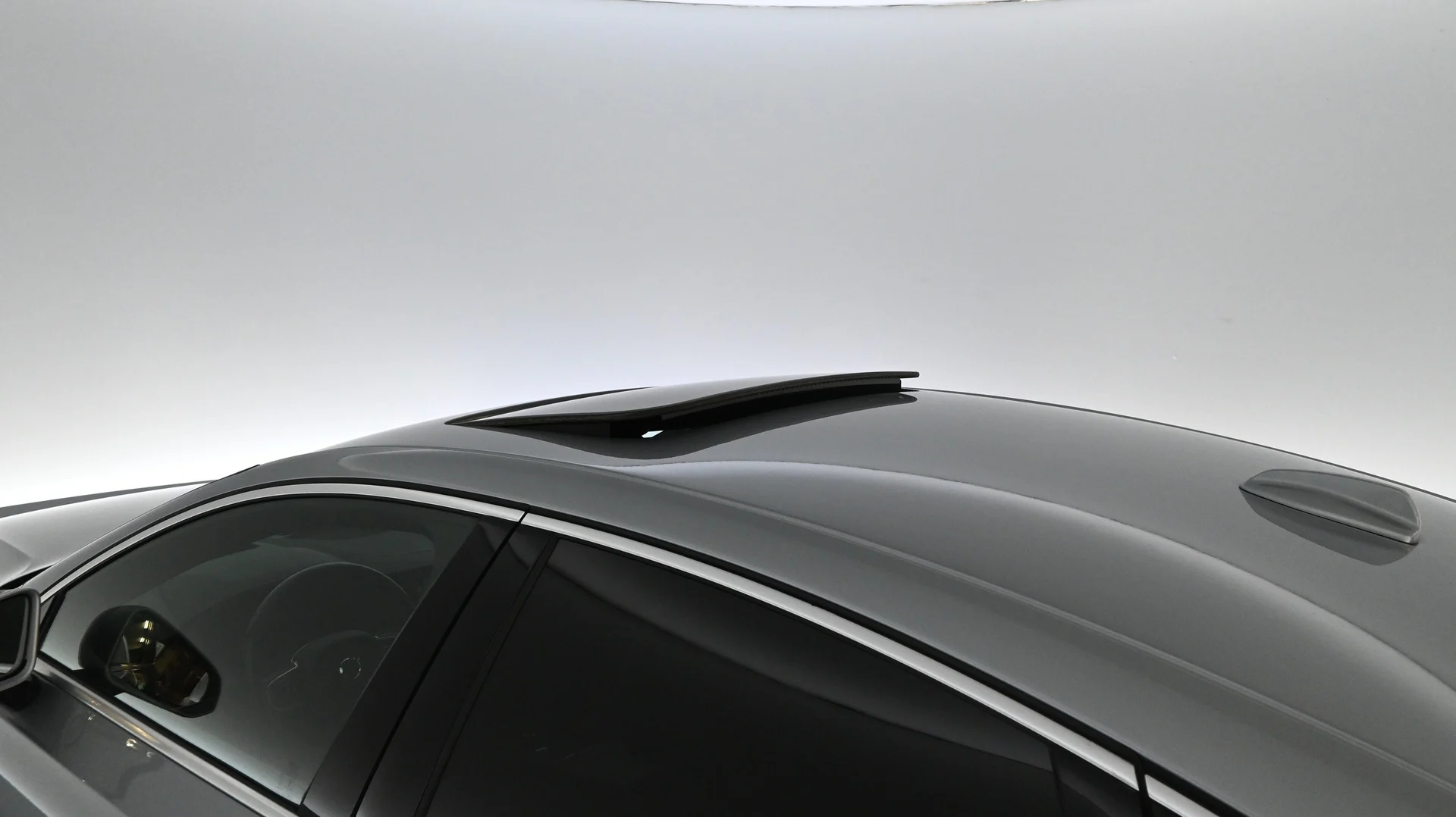 Car Image - GiMbuYobyxQC3NUb0mGVy