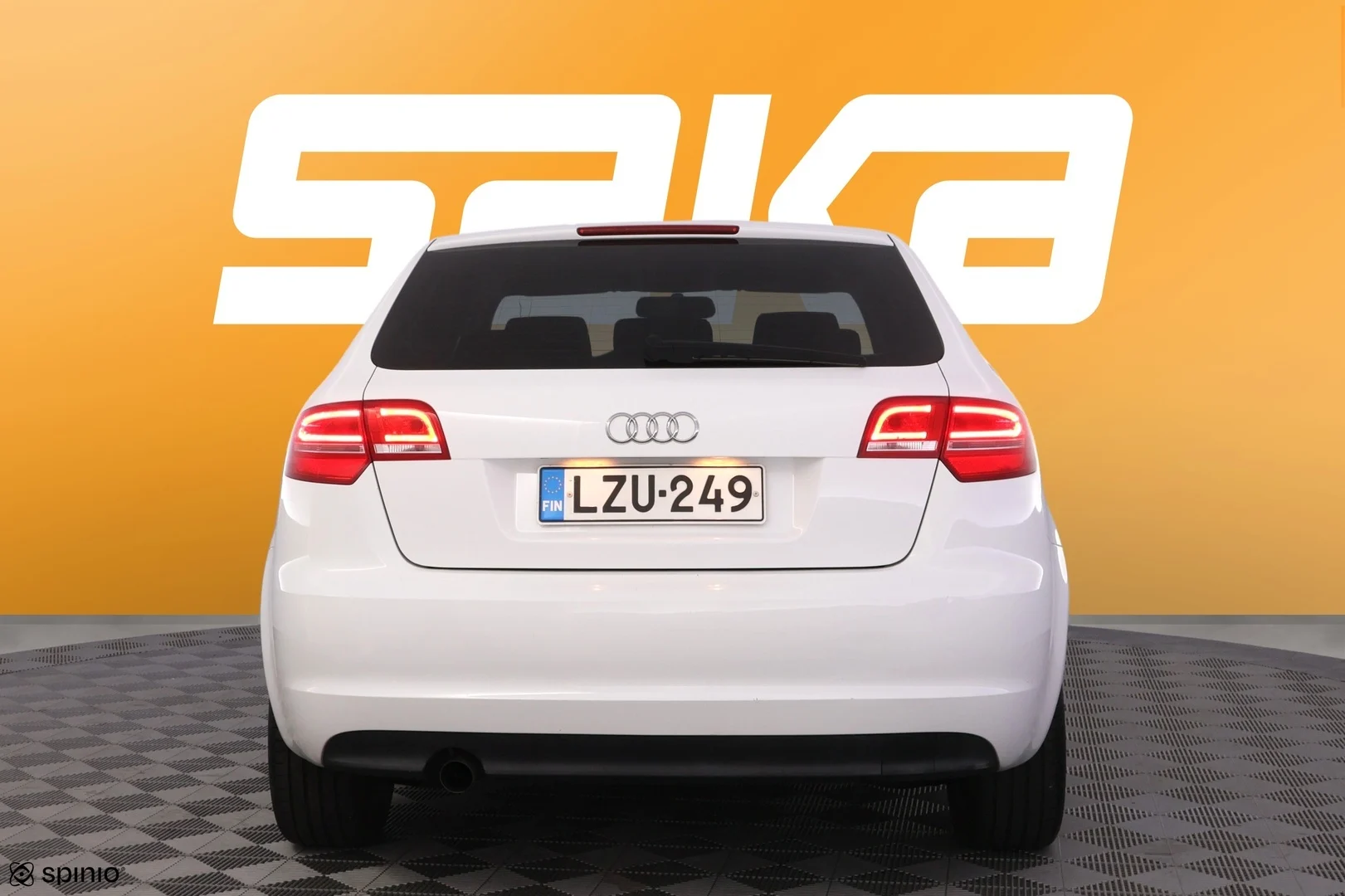Car Image - NEL7RbseZkIkqJ1uTL9GF