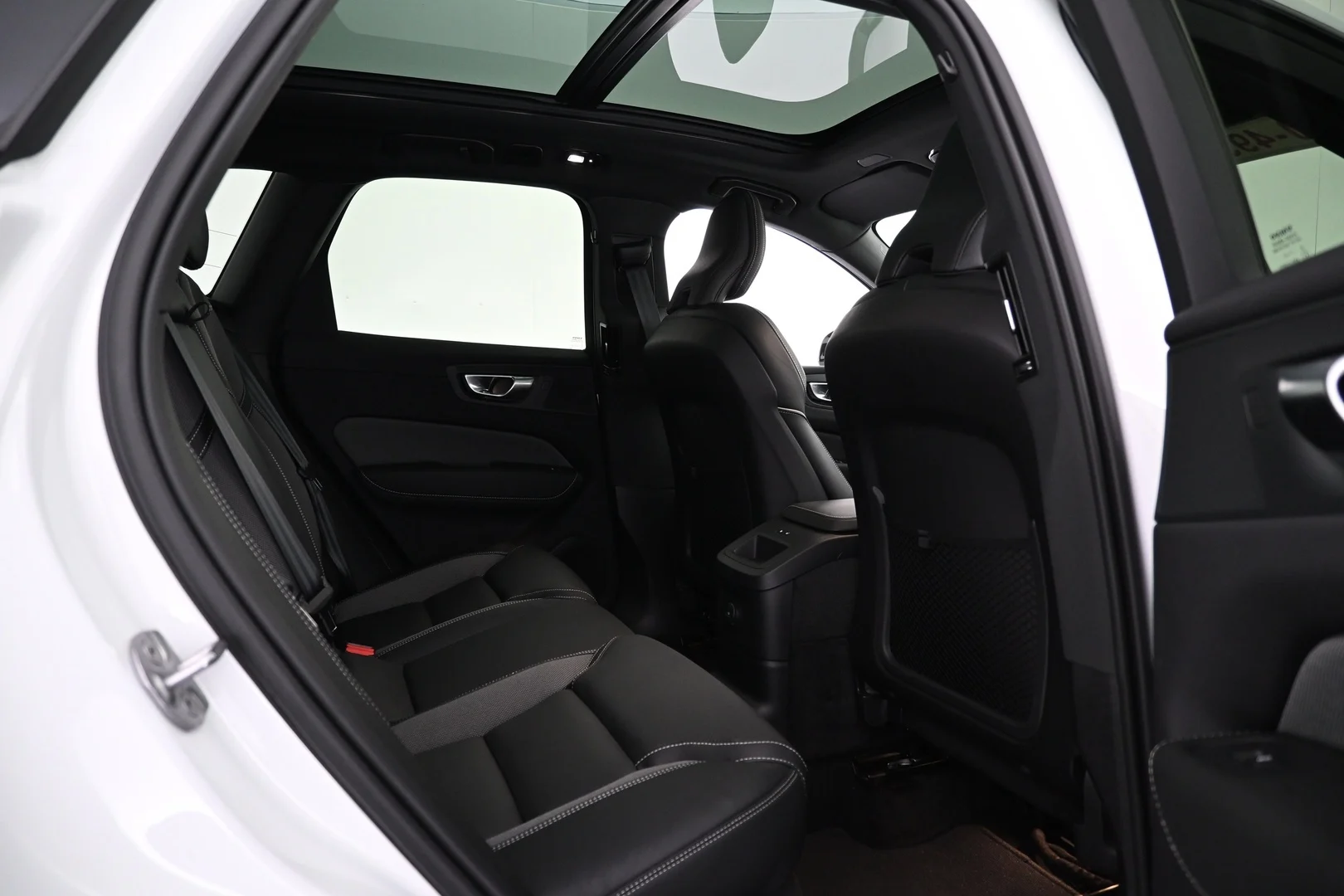 Car Image - 3BwRYrl4T7iRhiyw2svsyl