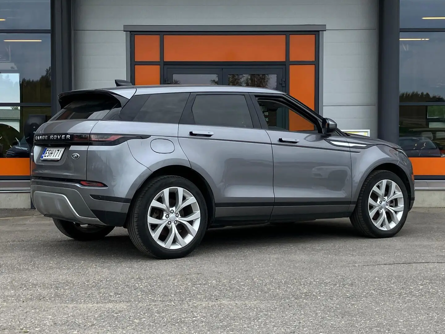 Car Image - 1RO9xCjL6Ru7r7jWqjZ5y9