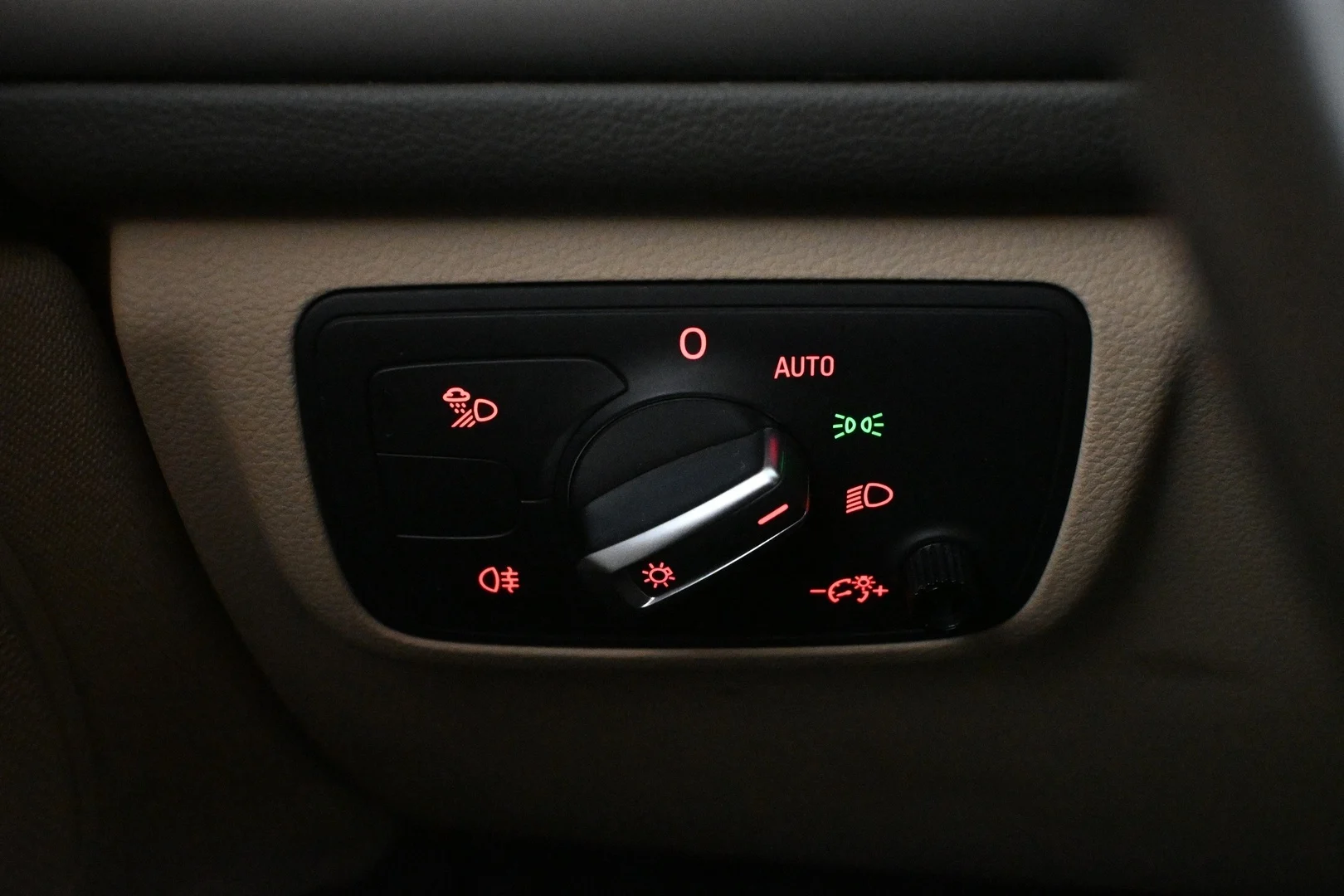 Car Image - 5Xpk6KcLlAqFs4XUJ6RbkH