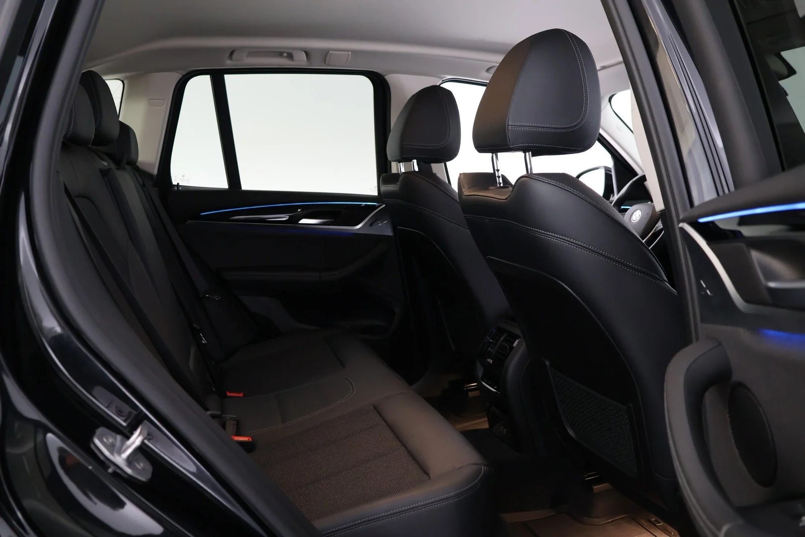 Car Image - 6ClhhiKyyt78wAhUwXjOx6