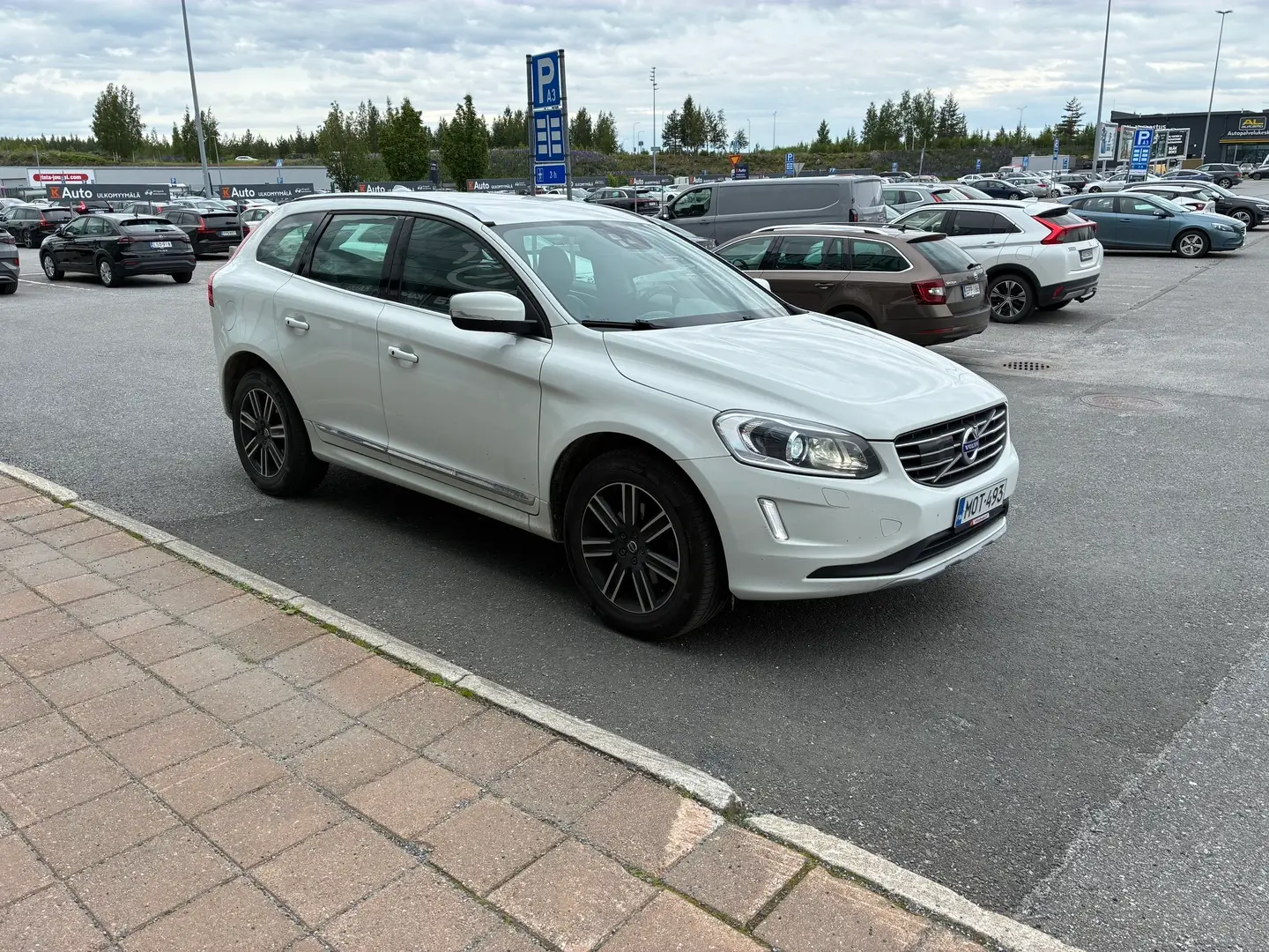 Car Image - 7b3r9g1DOBqCQBYrNNfgNq