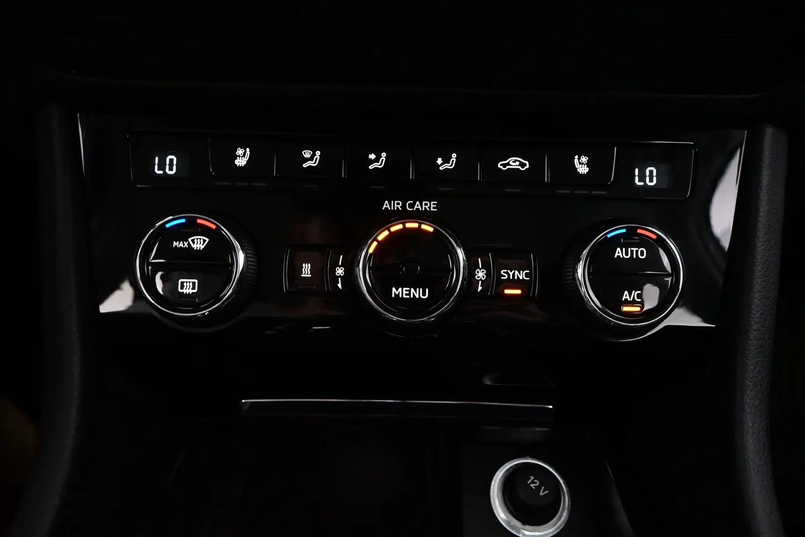 Car Image - 1yauwHcEL4d74INgr7BeWk