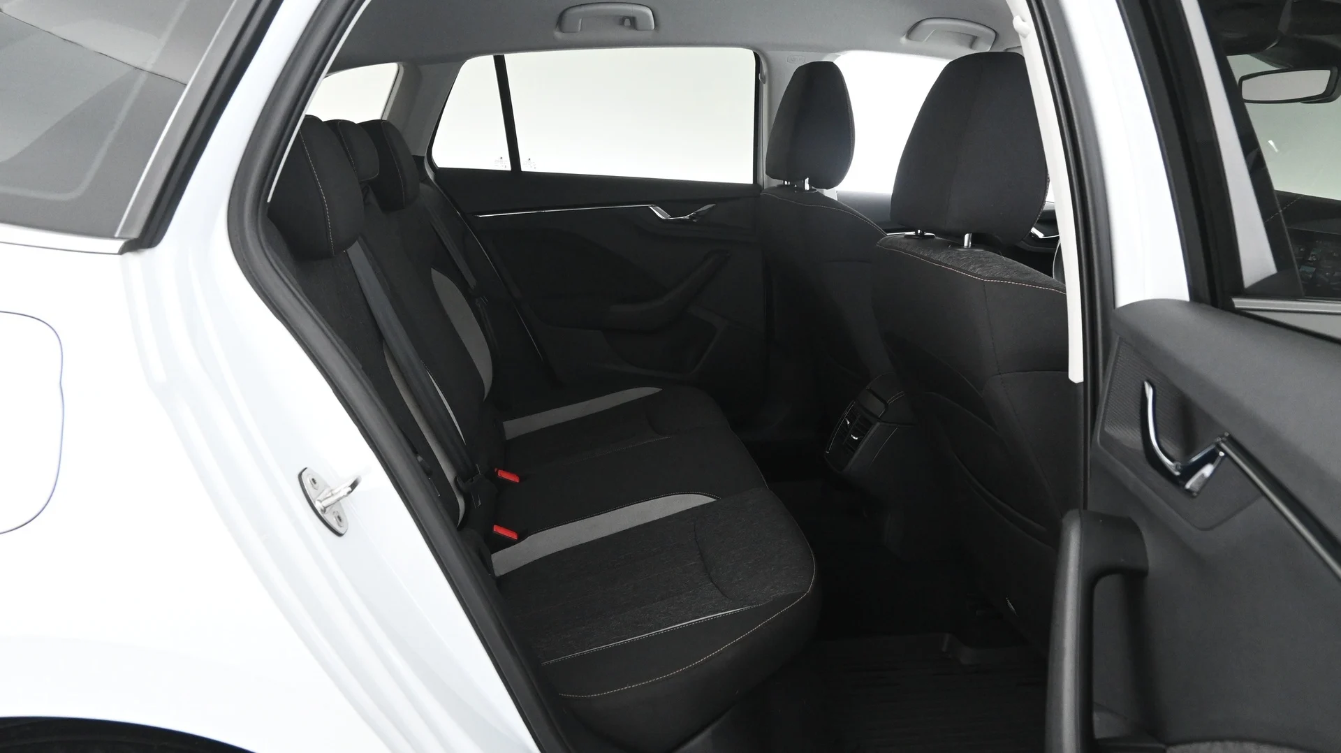 Car Image - 1kTOlQqih2G1MK4DM5FDDm