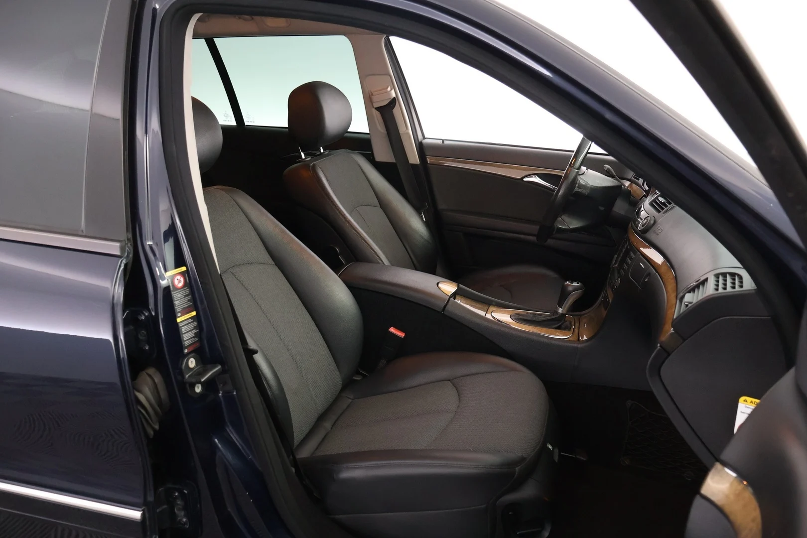 Car Image - 5PbIJrcIwZzeB5o2sIbbIN