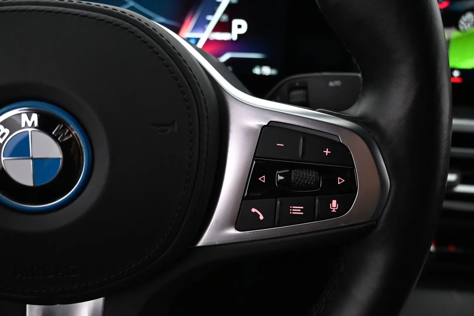 Car Image - 2yzeCQYtlK0I6TZVSUjXhq