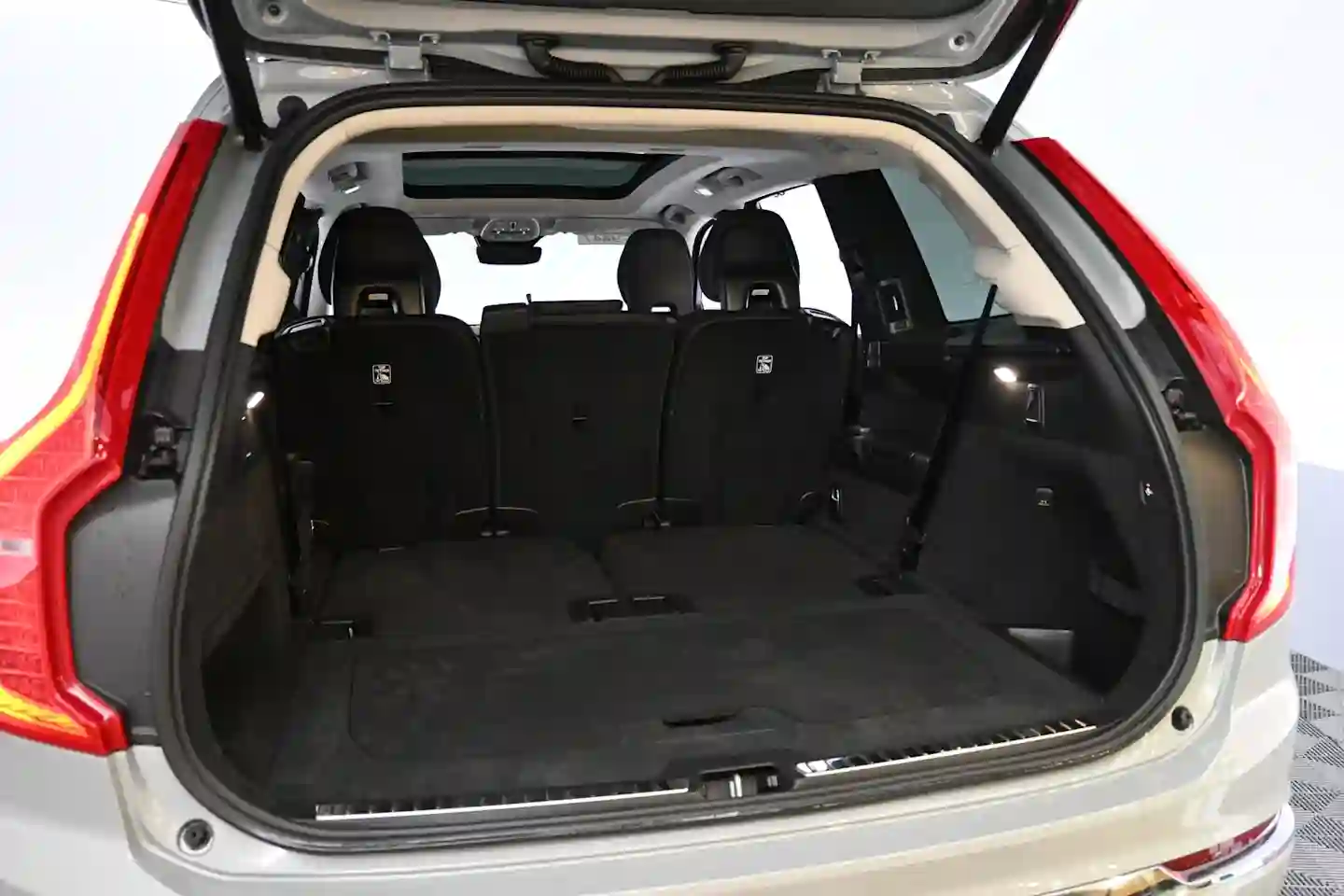 Car Image - 7h8SUBjdtpQz7vkv2F3MgF