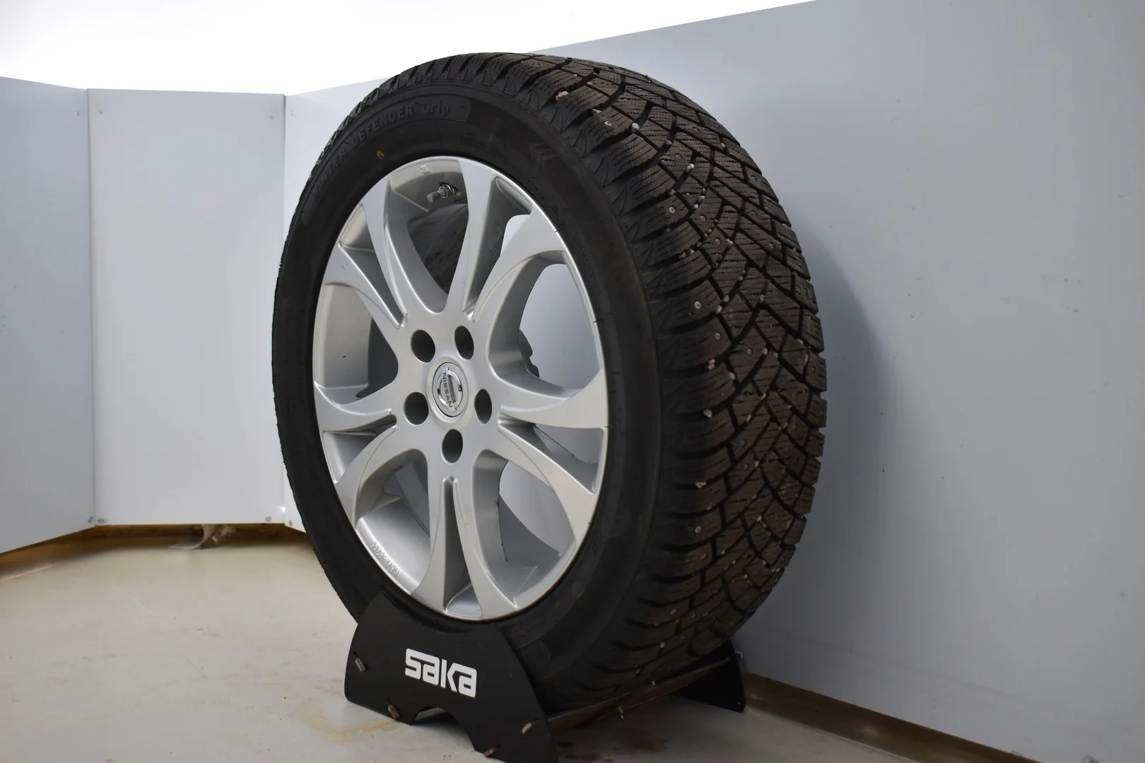 Car Image - 5jbmMnWBn3Kb5JBF1gReHj