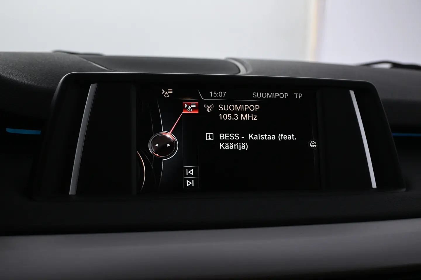 Car Image - 3BiXasRSgexiy3OvV16PDK