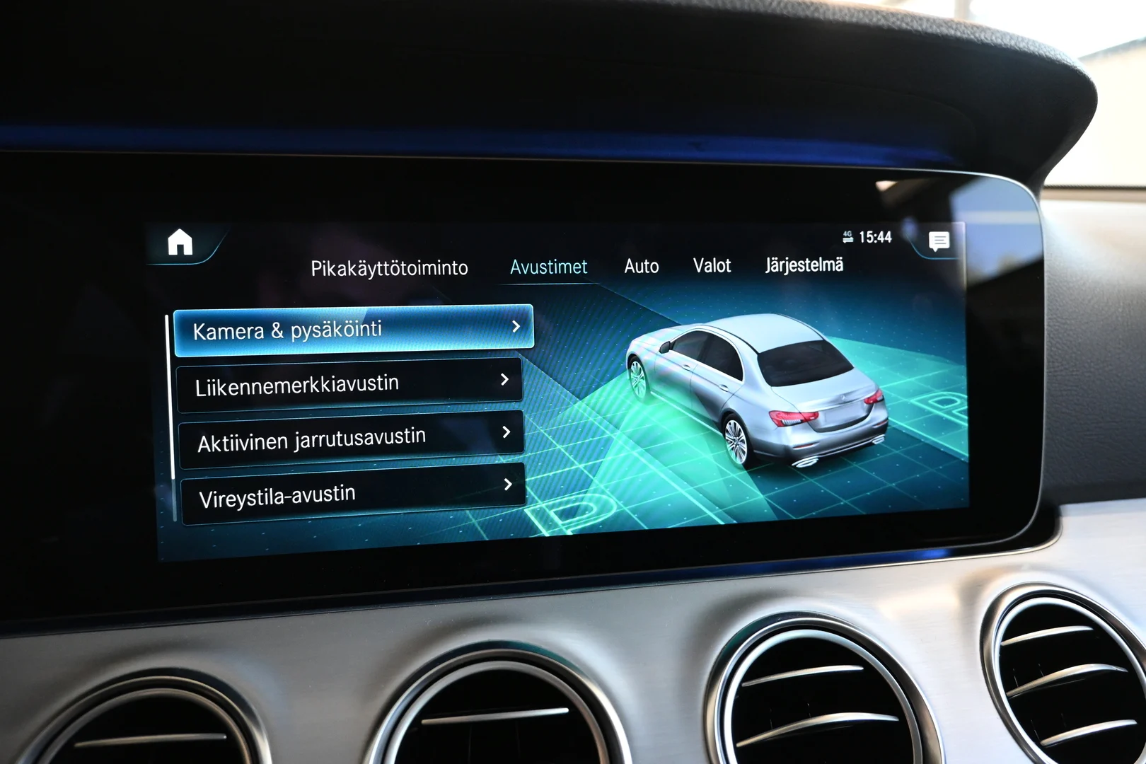 Car Image - qBbLFdbz9InBszjdJl3Ja