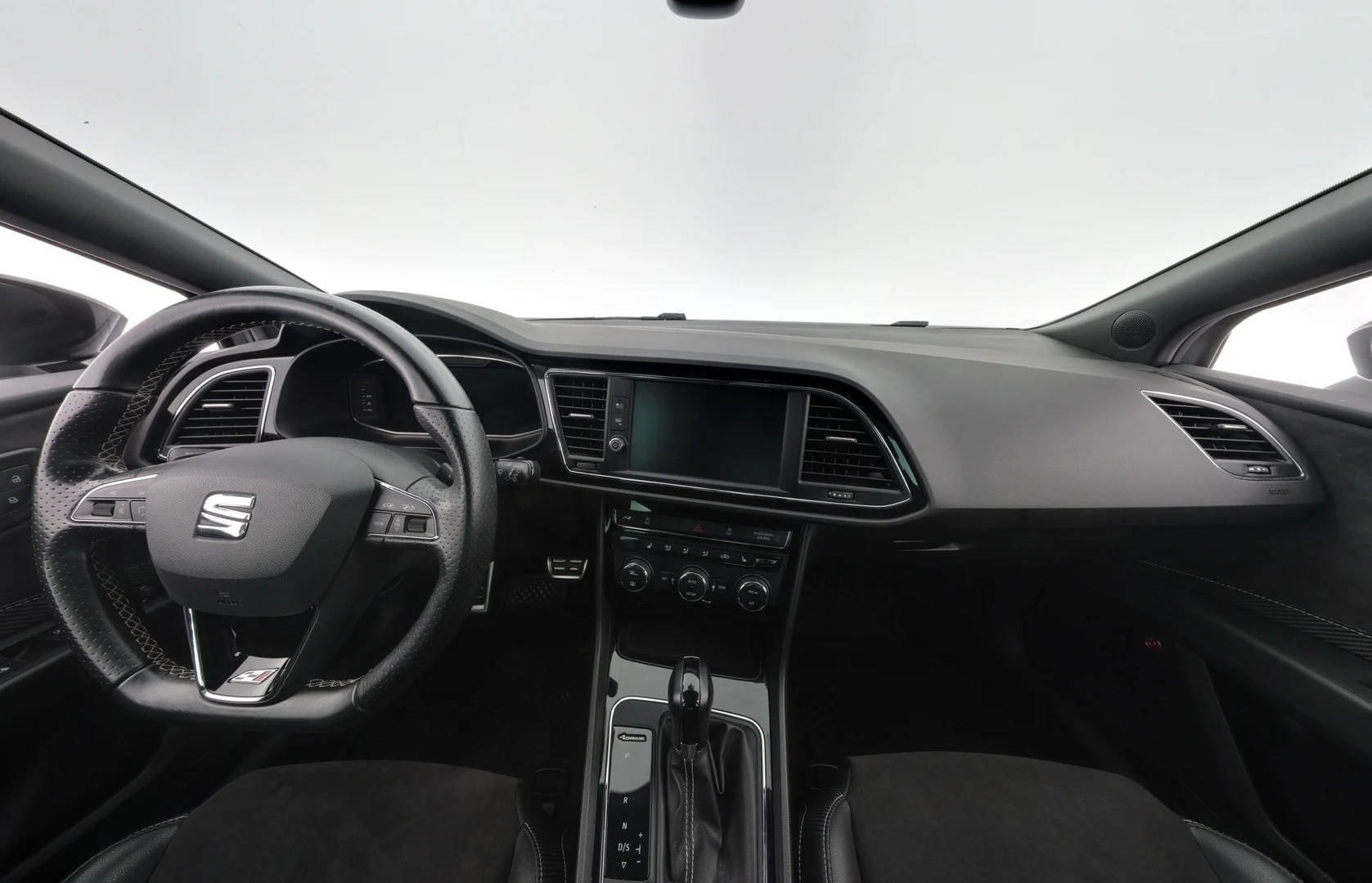 Car Image - 1A2q8cknooMr80zCco6LX3