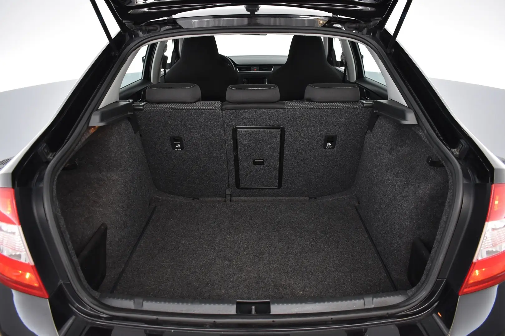 Car Image - 6KvEYadqqgDfPZWpphzTkA
