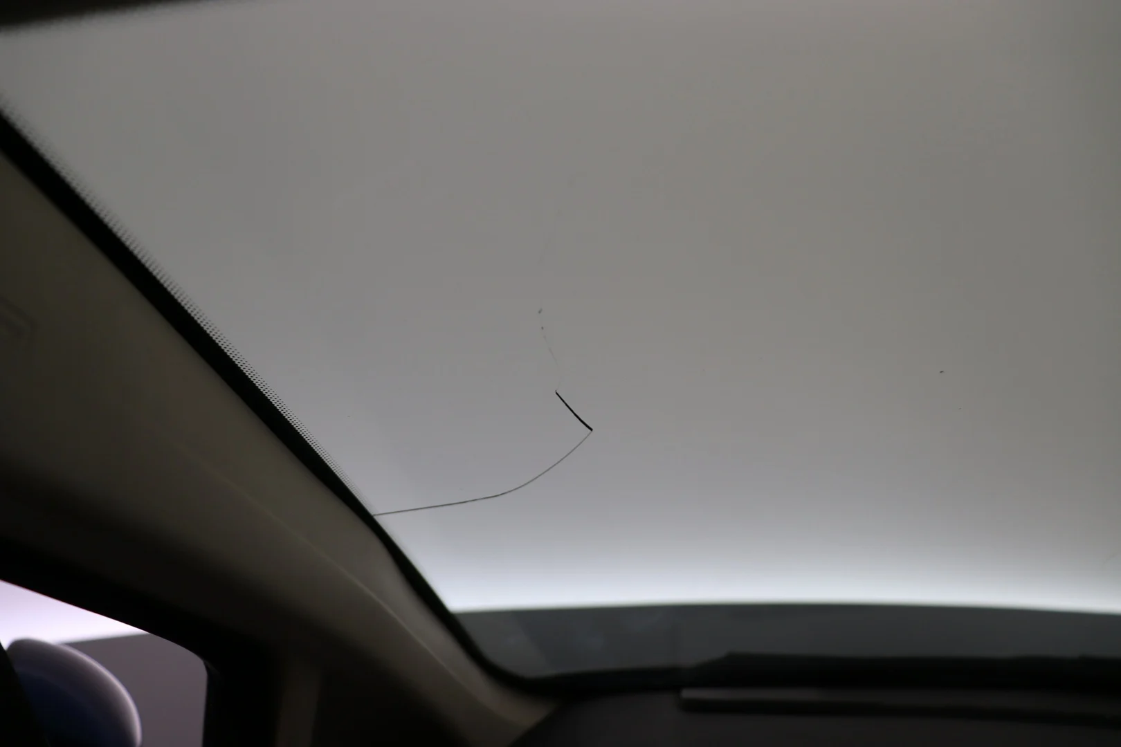 Car Image - 2haSudfpeVBLkPaUTcTDFr