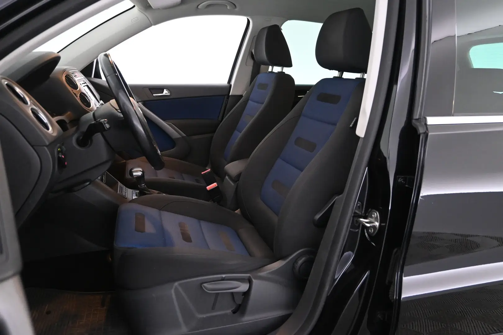 Car Image - 2jssi7Qimaj2gAt1gihNK0