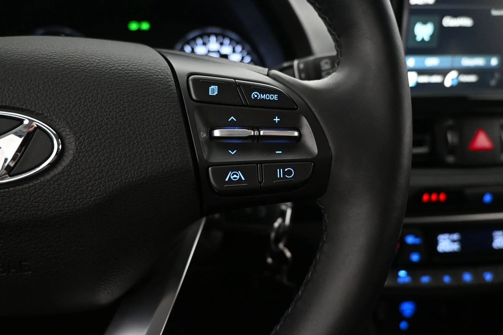 Car Image - 2xiPXiiaNopR1rneKaI0J8