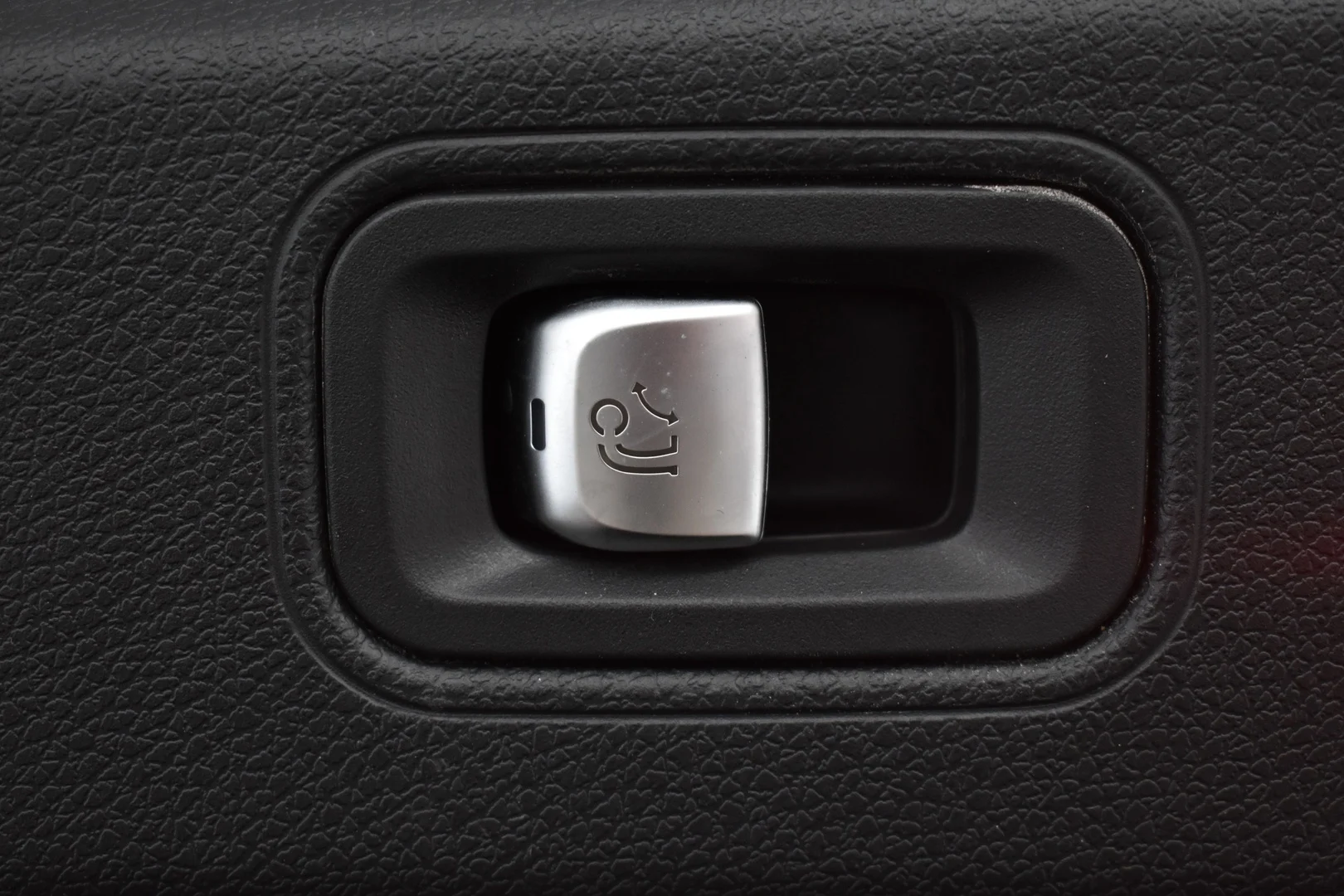 Car Image - 3dpsgkKczCyU7cgUq1DTzx