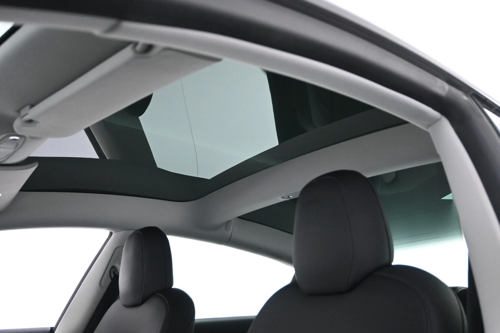 Car Image - 3MLmFNQ20978r3ykSnVEyV