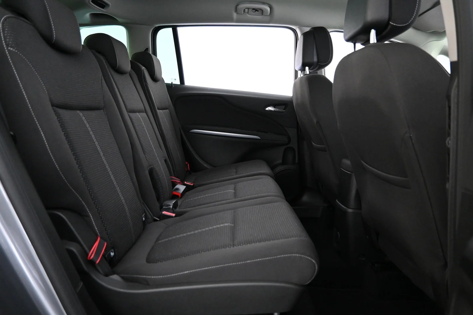 Car Image - 608f2YOsPM7J8DEP7ipD17