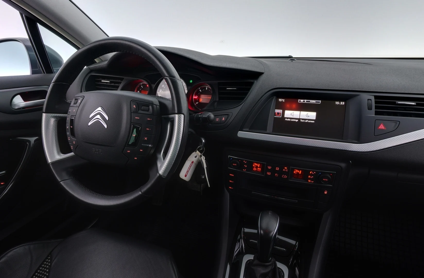 Car Image - 3o88v0xEG25spPdQjQbYpR