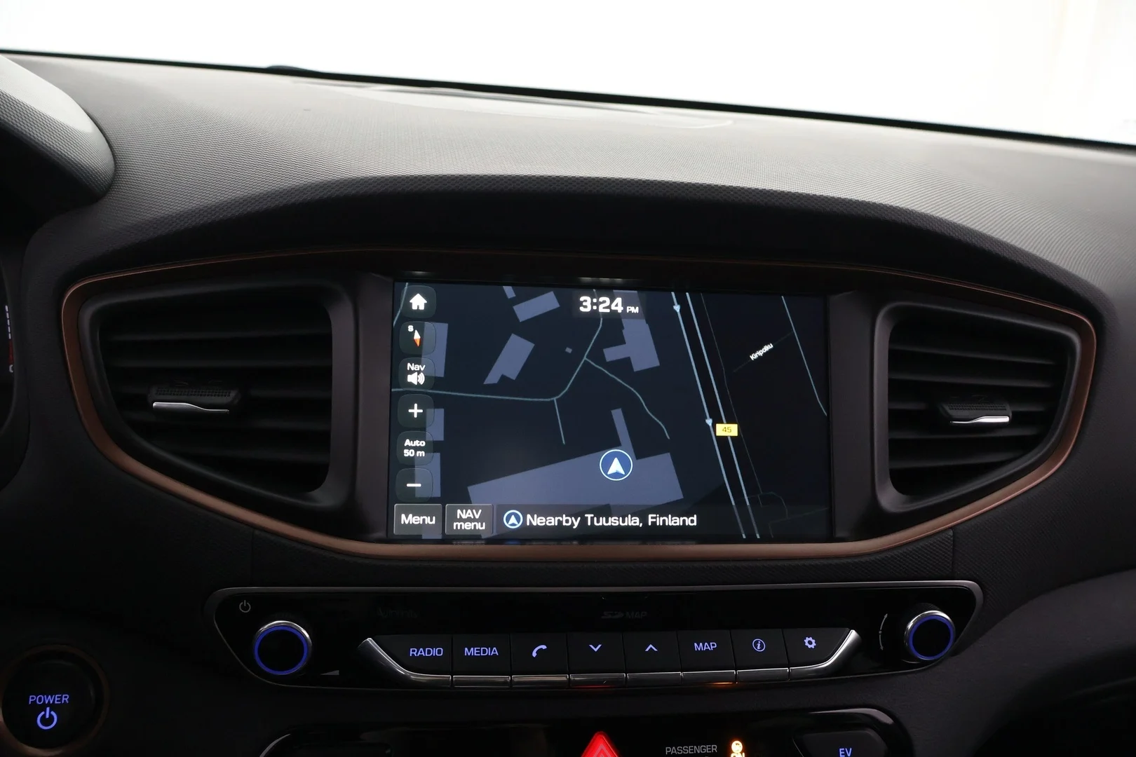 Car Image - eacp2xgaY5VYMUVGg7vHZ