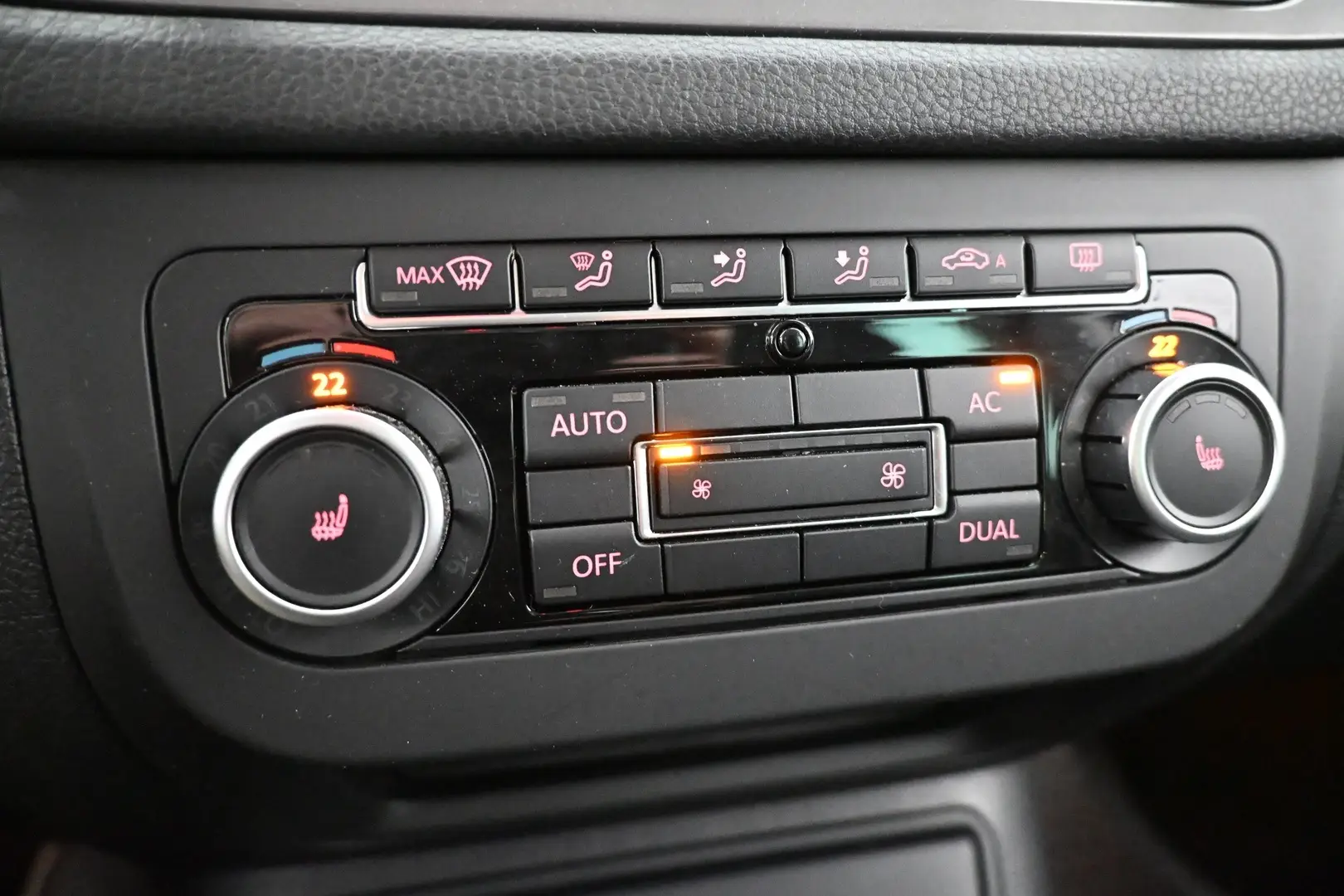 Car Image - 6TrG6ORZfoO1hi8wFGJzmf