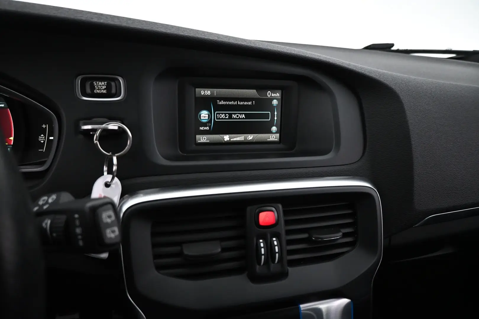 Car Image - LNzkCzCXklhxOcVxVBqCN