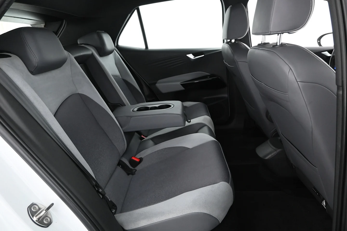 Car Image - 7Mk4jl2fbiLT0IhFqo3kDk