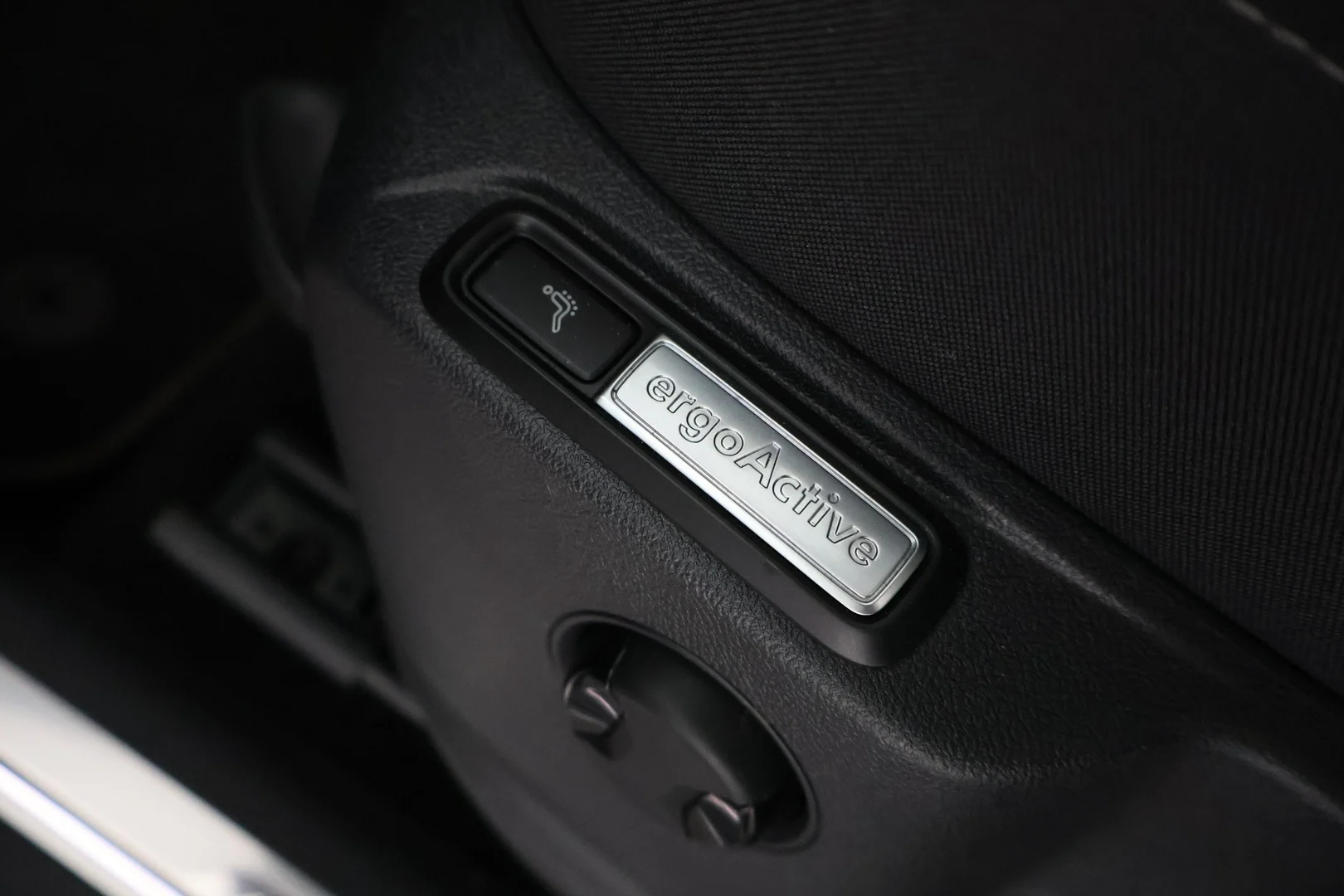 Car Image - 3iuRsQxIUsI2AMWSBKrcfO