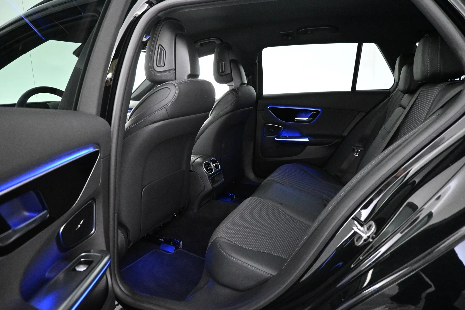Car Image - 4okqmbTCxw3Ef7MEat0yO3