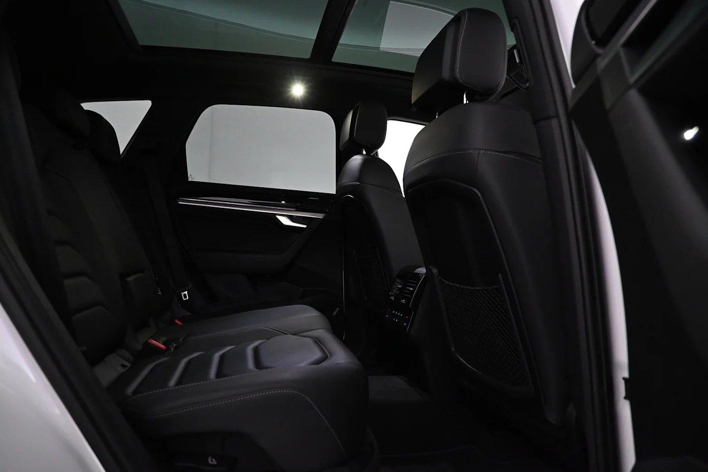 Car Image - 5fQCiFKV1f650lNUr7IQkg