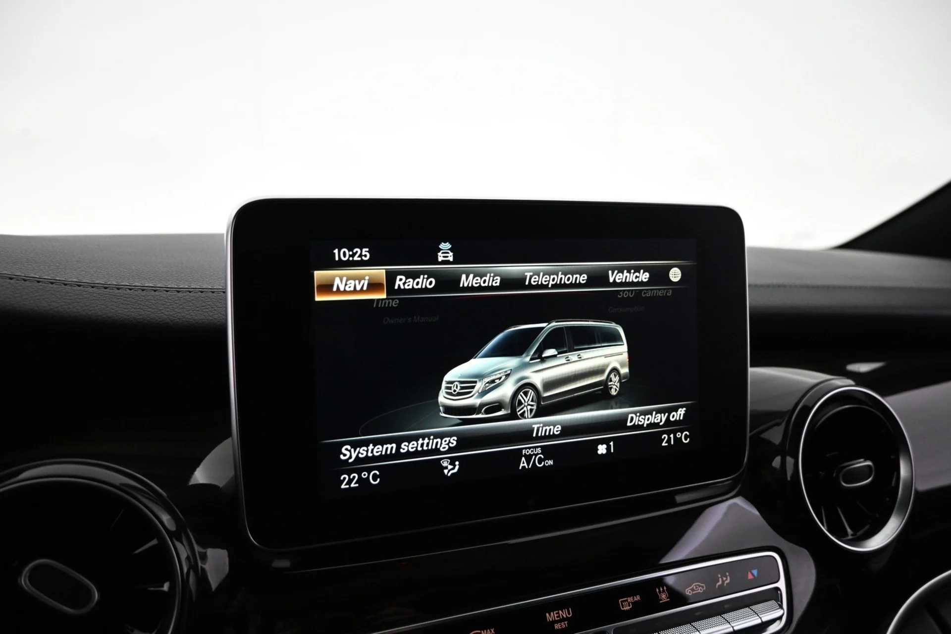 Car Image - 6LTBMJMbEvCBAZxyZuibWL