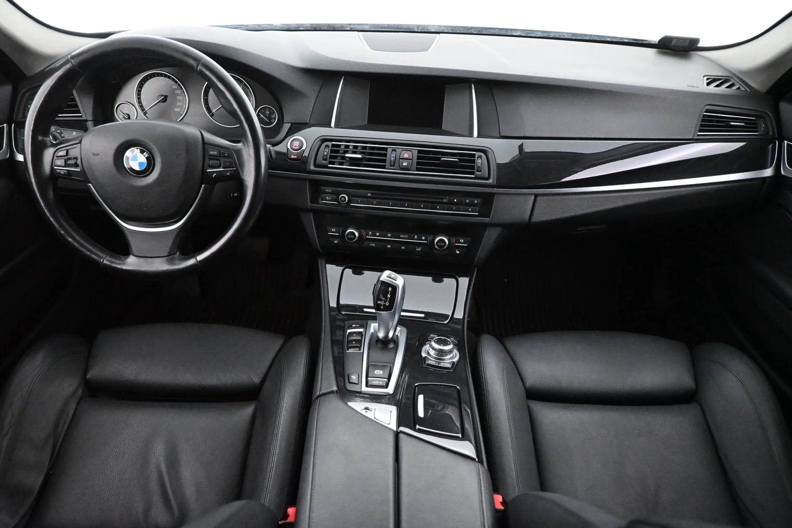 Car Image - ylDi04j1MnHKybXRwRsz1