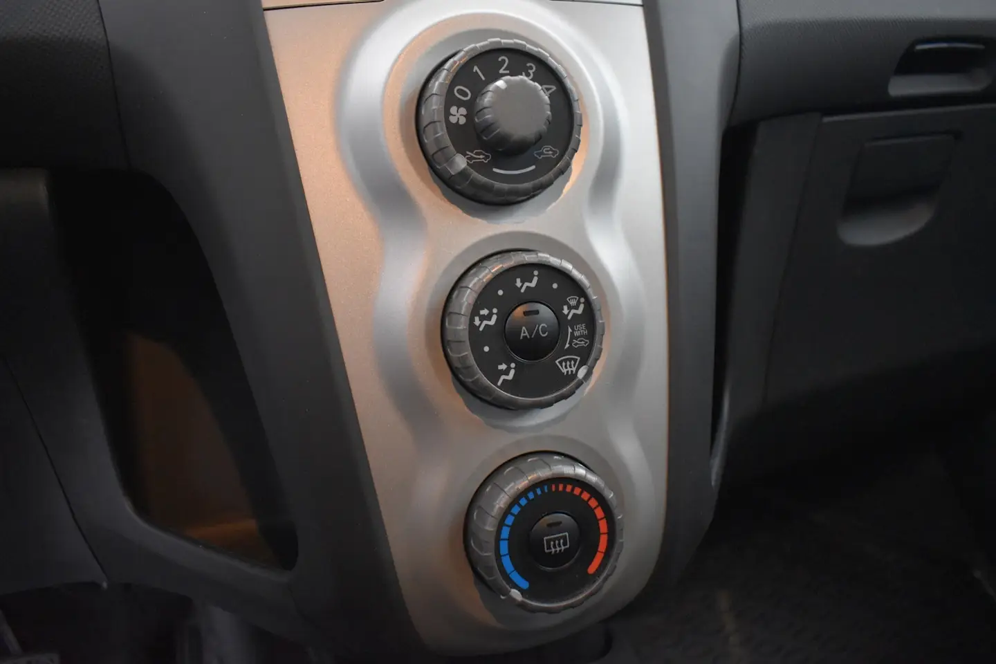Car Image - 7lt3pCQdxMYRGBvQH9Ezv9