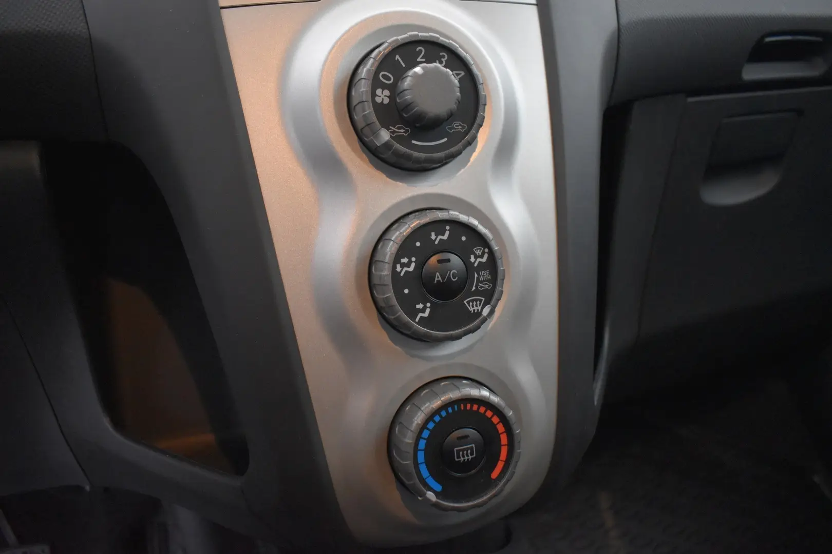 Car Image - 7lt3pCQdxMYRGBvQH9Ezv9