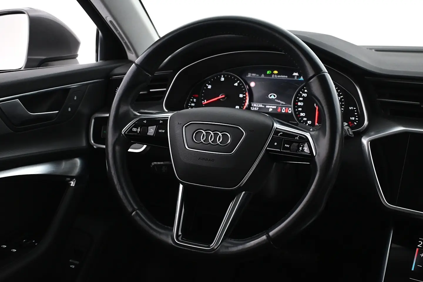 Car Image - 5k6ZUpbKTMxtzFBZfRBz2g