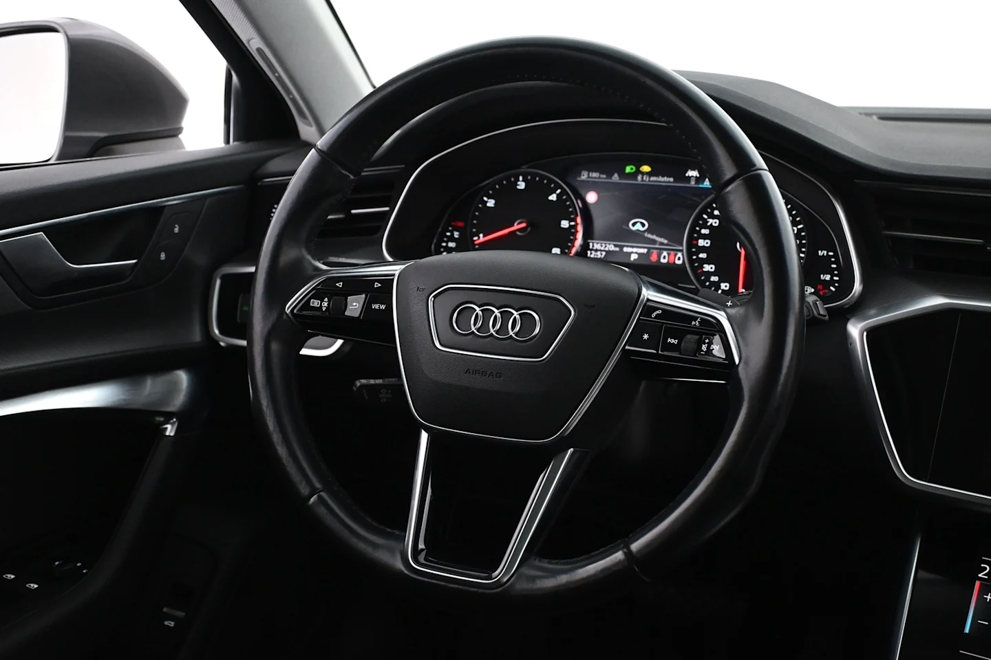 Car Image - 5k6ZUpbKTMxtzFBZfRBz2g