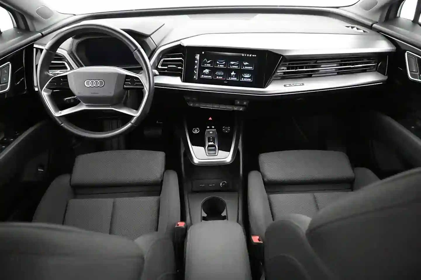 Car Image - 4zA6lbO5xYc18OSZOjR8Zv